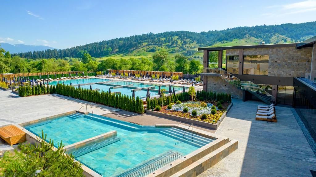 Grand Hotel Therme Banya 9